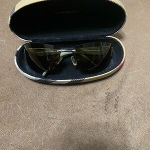 Burberry Elegant Gold Frame Sunglasses